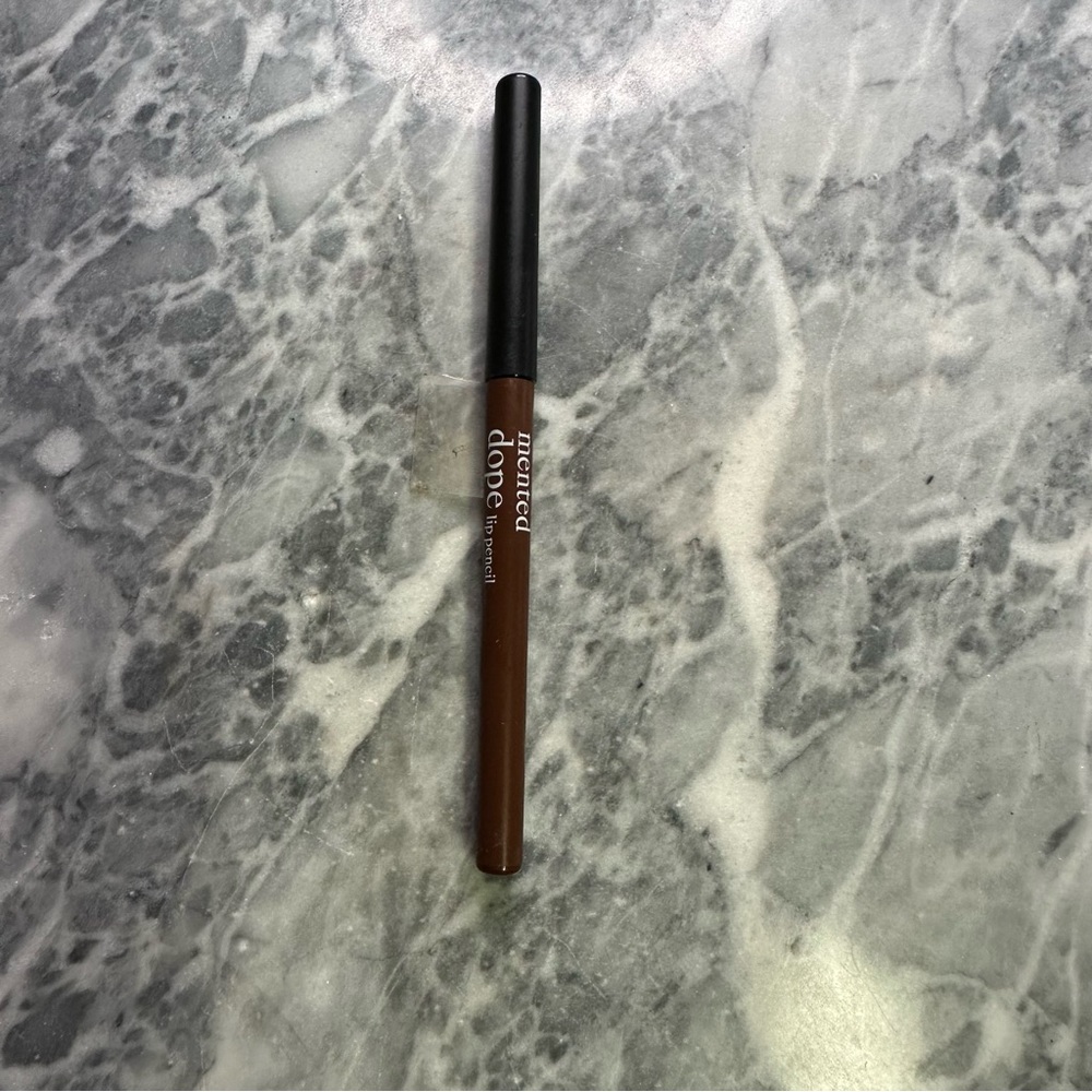 Mented Dope Lip Pencil